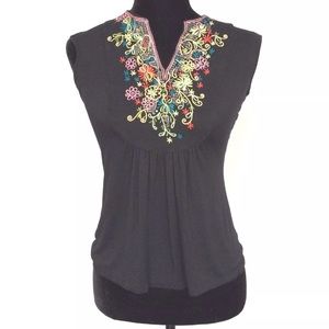 Colorful Floral Neckline Embroidery Sleeveless Top